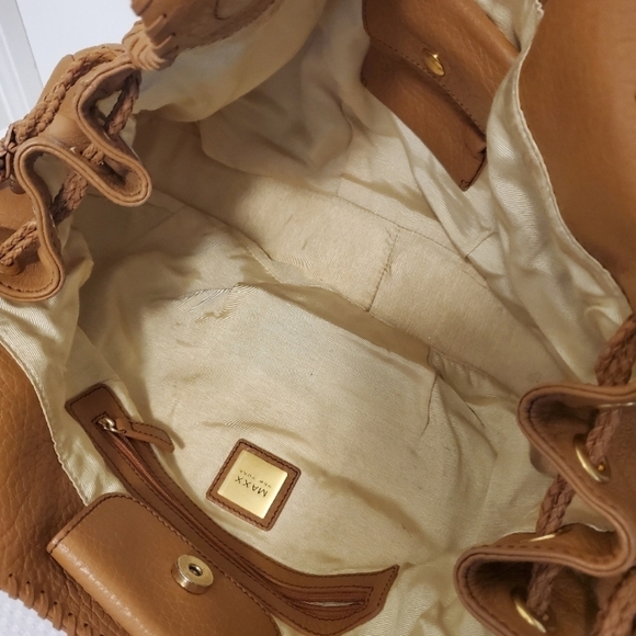 MAXX NEW YORK Pebble Grain Leather Shoulder/Hobo Bag - Picture 6 of 12